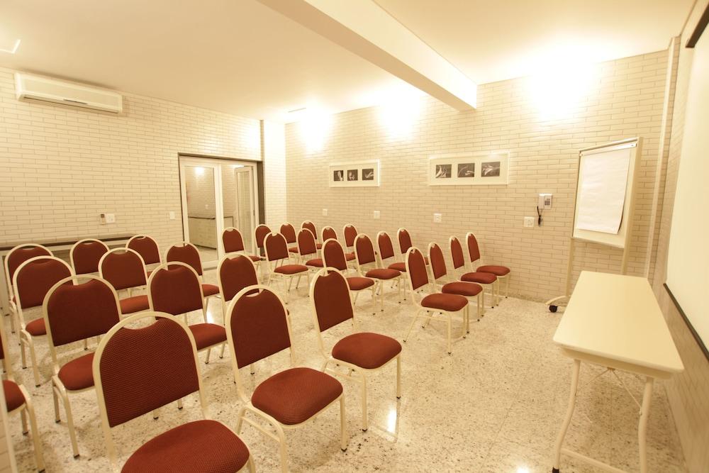 Hotel Confiance Batel Curitiba Exterior foto